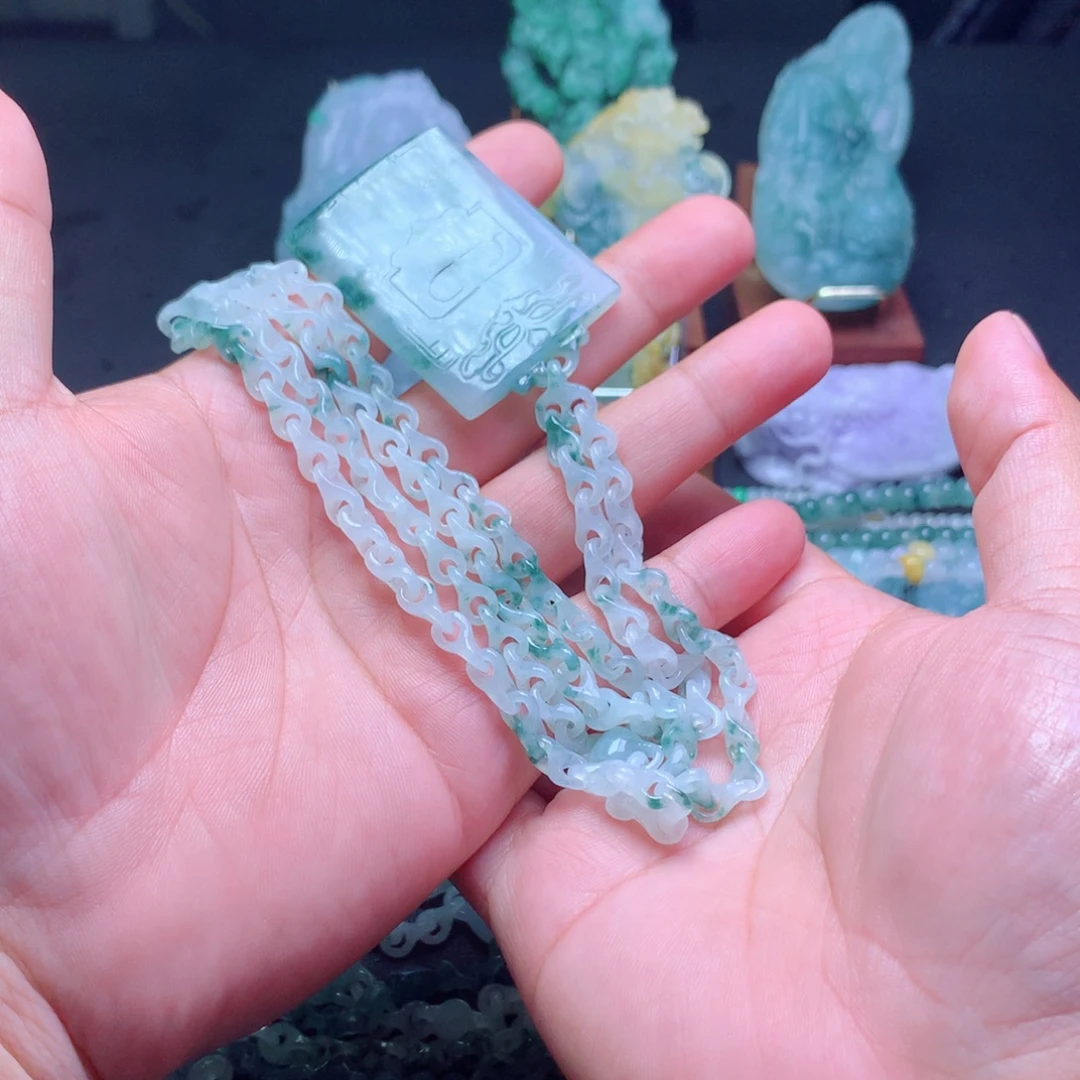 用***4定制翡翠未镶嵌翡翠