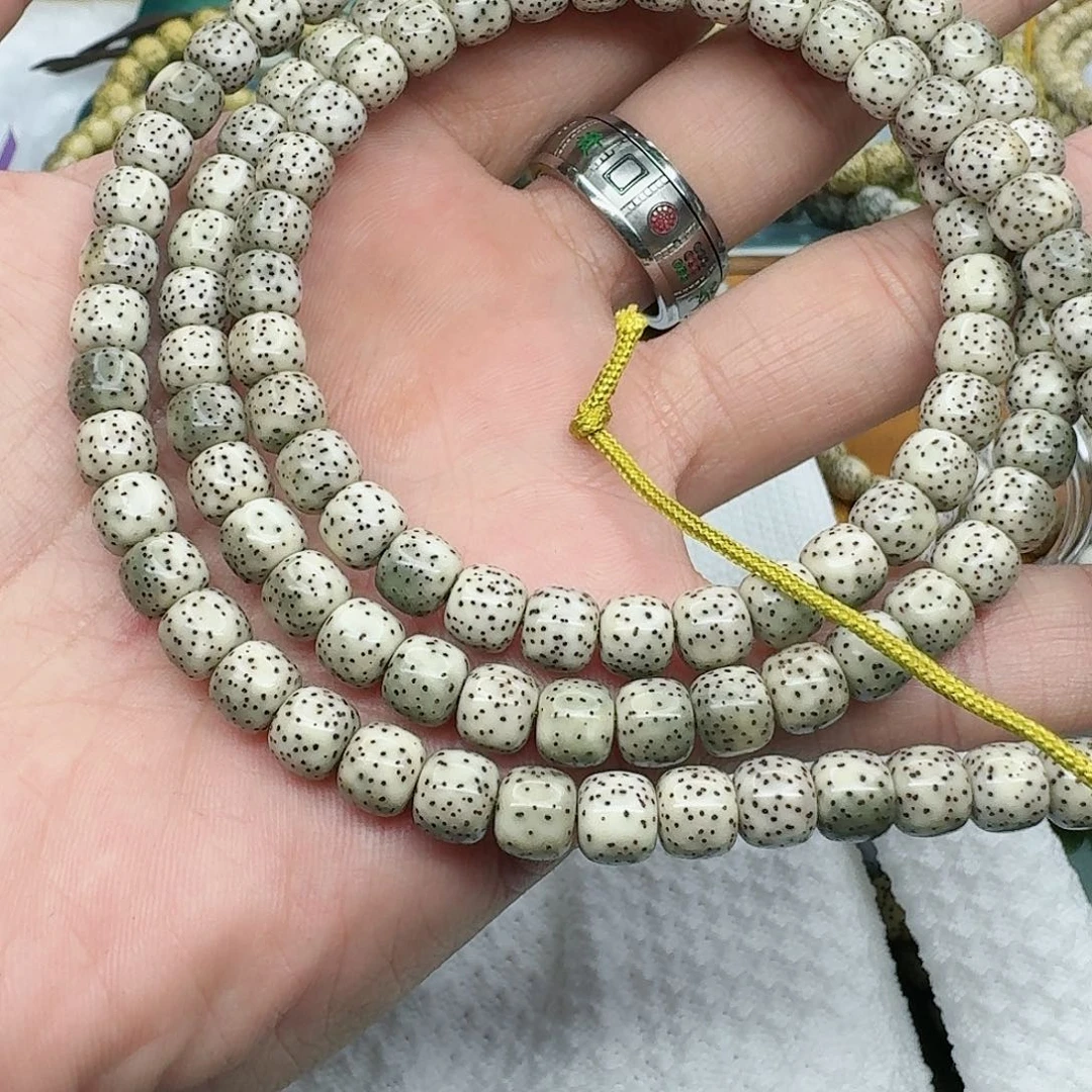 星月菩提手串7x6  通体一线 月朗星稀 108