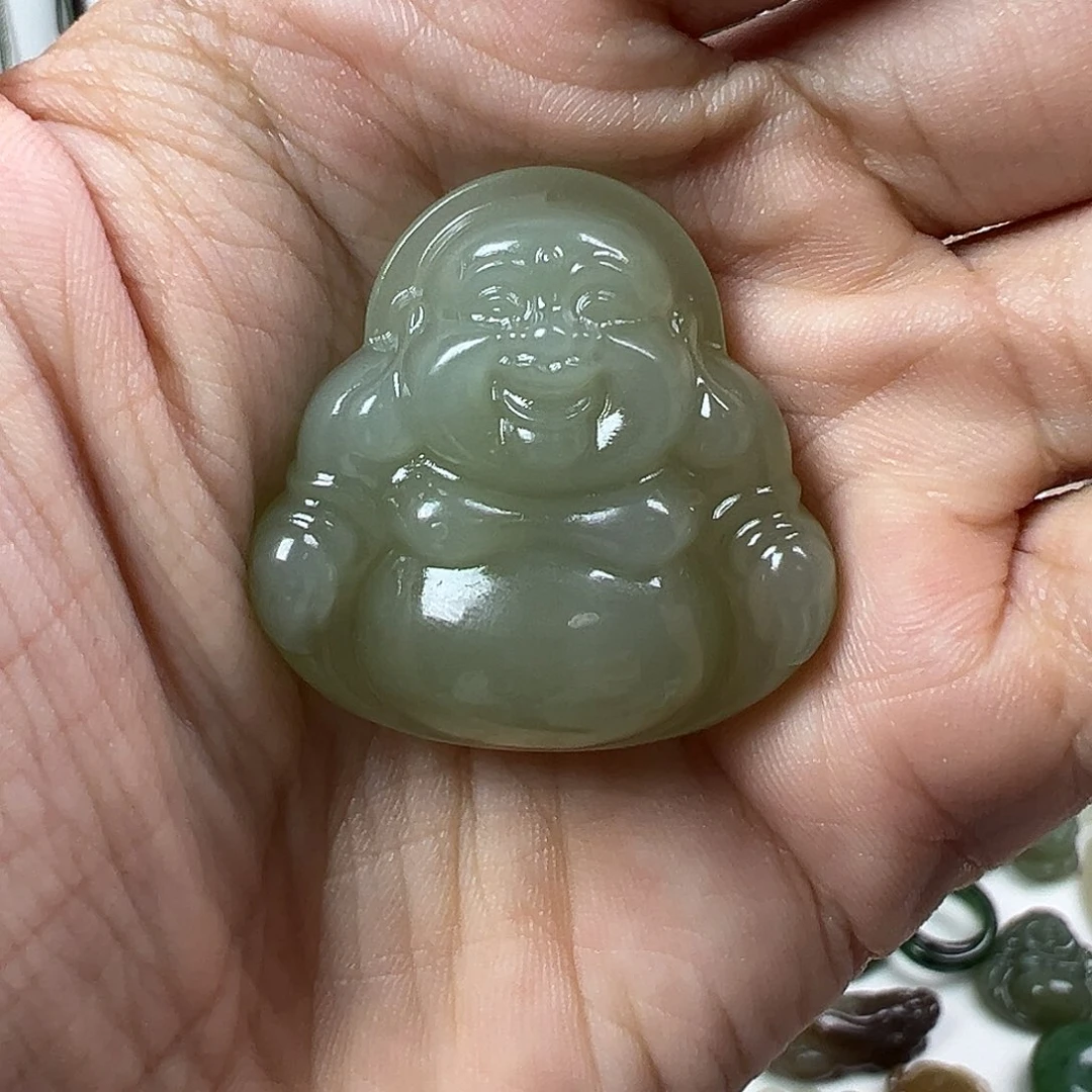 ***和田玉未镶嵌颈饰