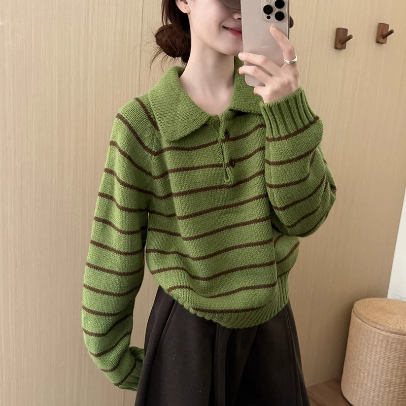 复古条纹翻领毛衣女2025秋冬新款氛围感宽松软糯减龄超好看上衣