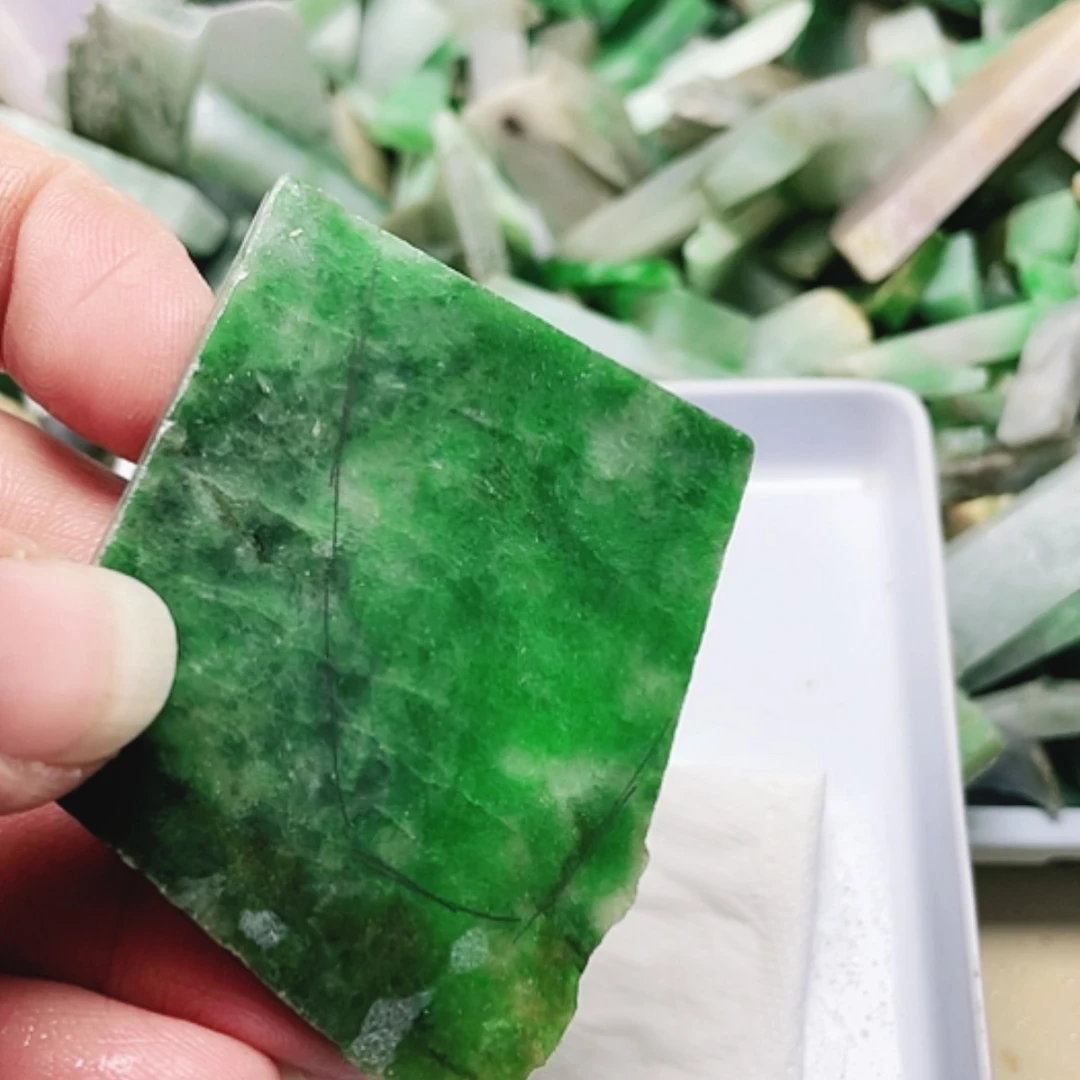 【闪购商品】翡翠颈饰未镶嵌熊*A货