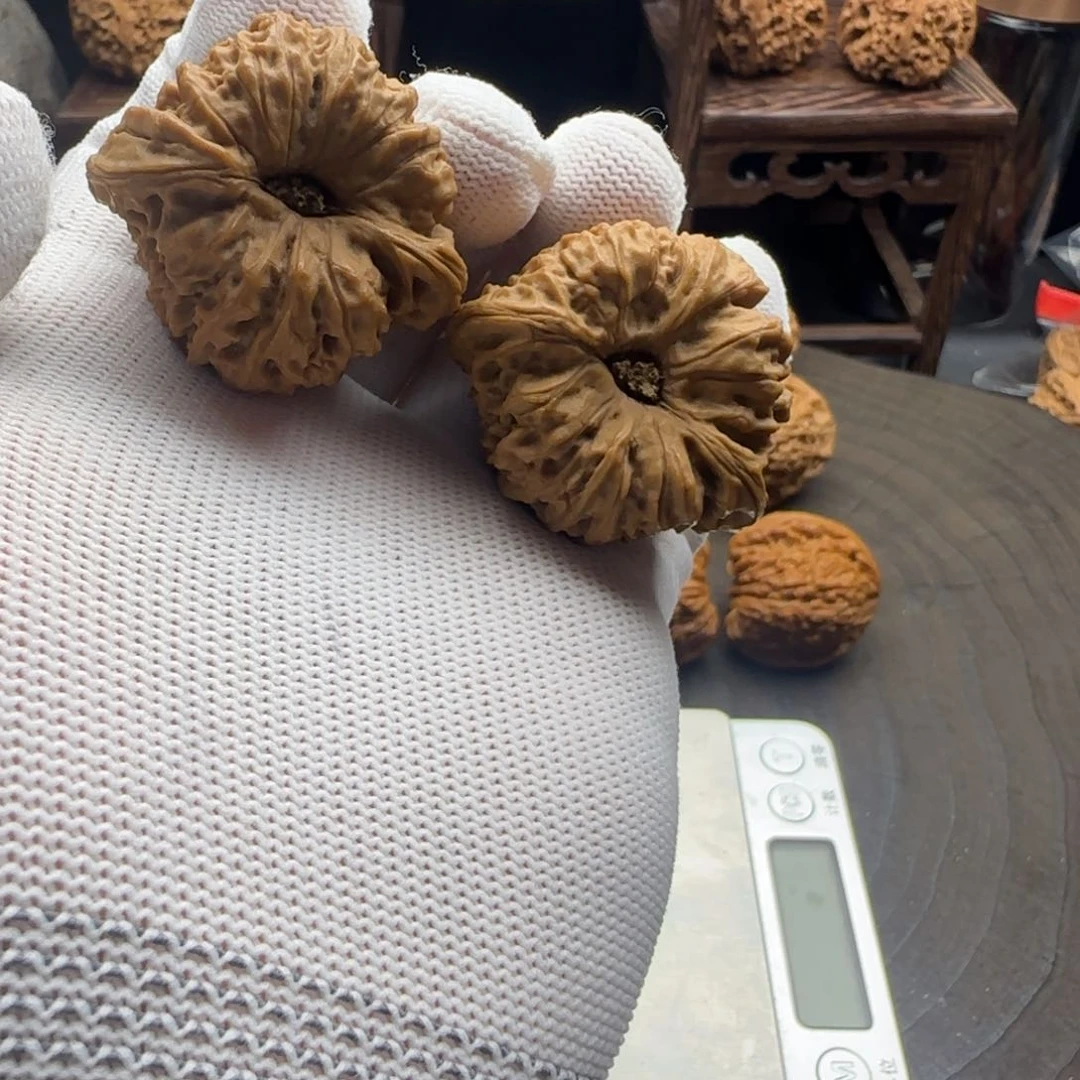 文玩核桃吊坠41奥迪