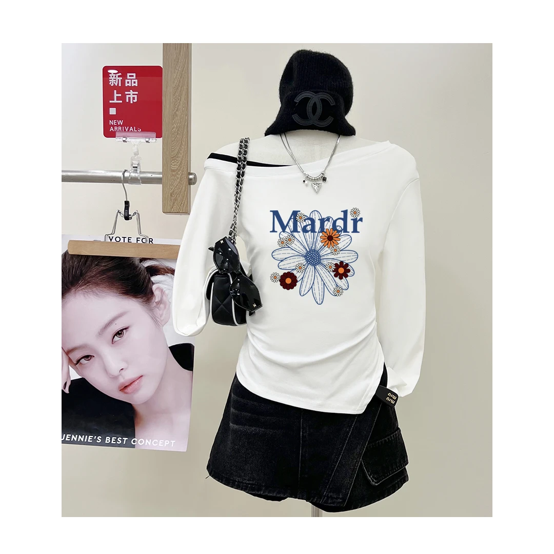 韩版小雏菊印花斜肩长袖t恤女2025秋季新款百搭显瘦打底上衣