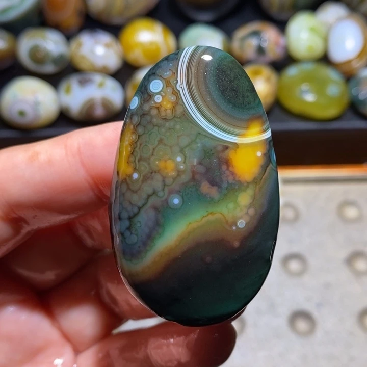 未镶嵌玛瑙/玉髓珠宝半成品42