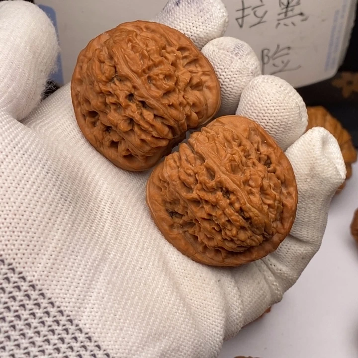 把件文玩核桃球形南疆石40