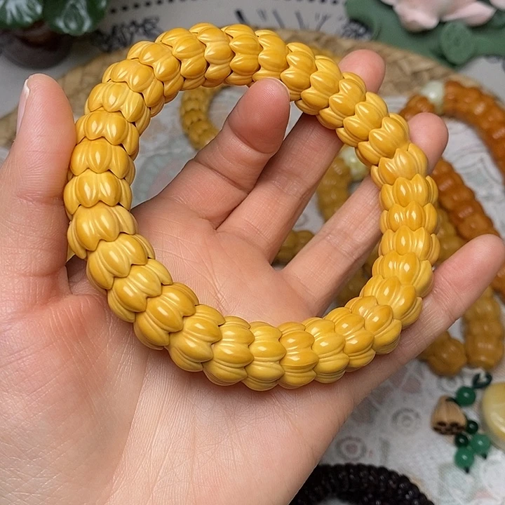 吊坠猴头核桃莲花