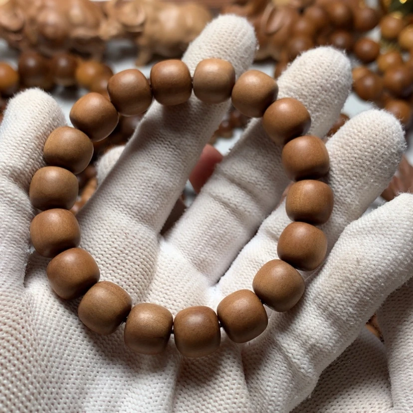 【闪购商品】檀香木其他@****@檀香手串11*12