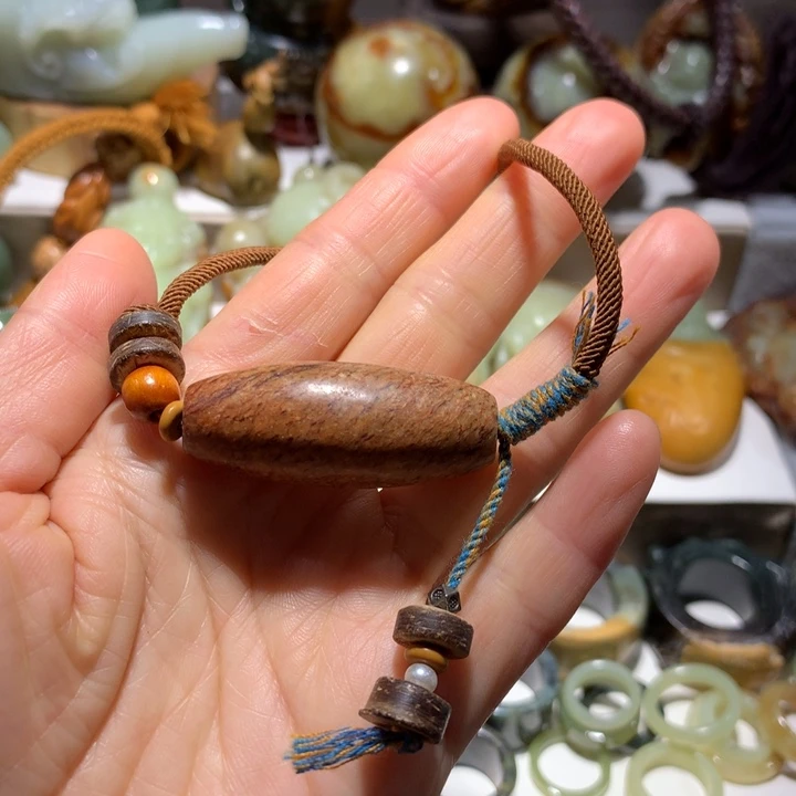 岫岩河磨玉（透闪石质玉）未镶嵌把件