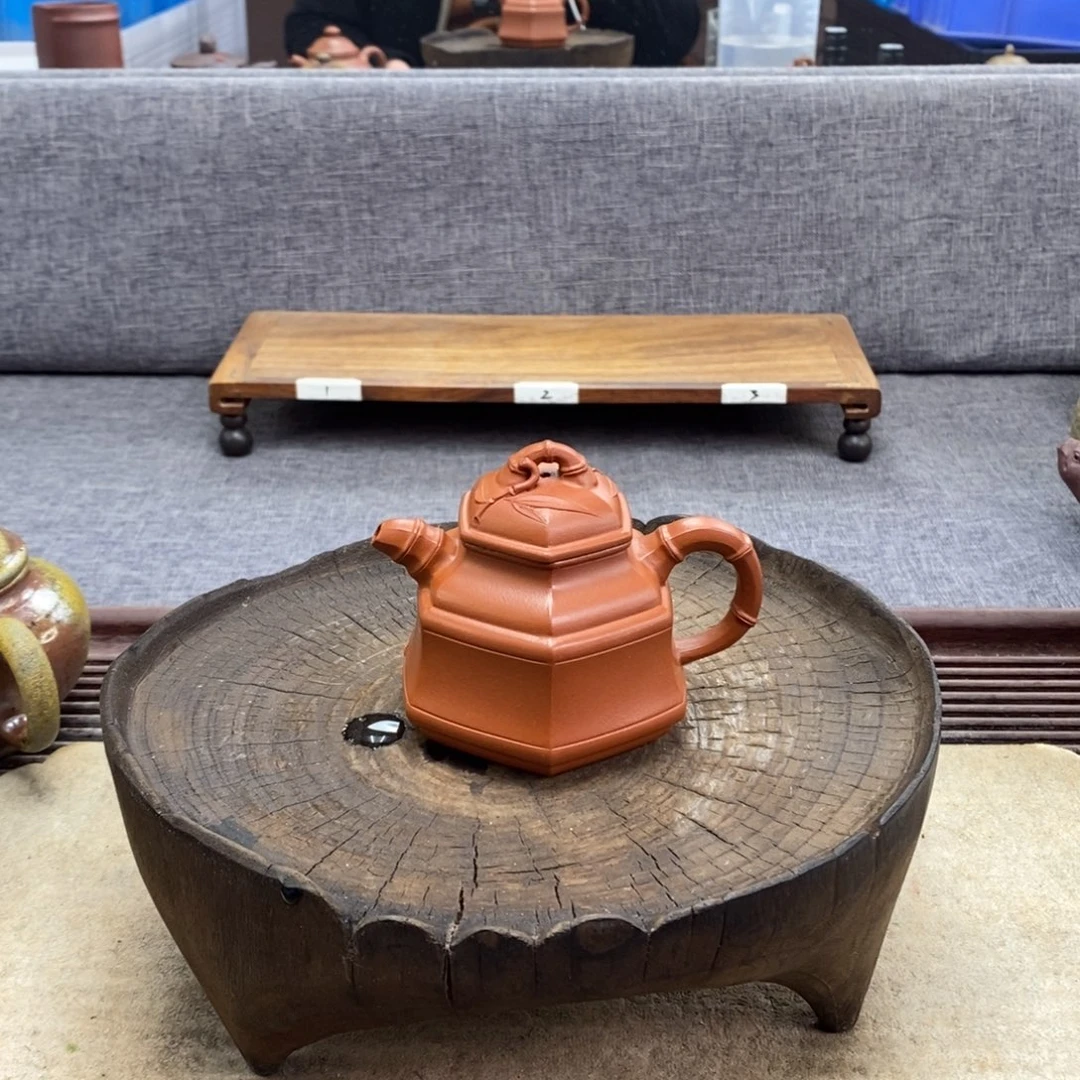 紫砂茶壶150容量艺术