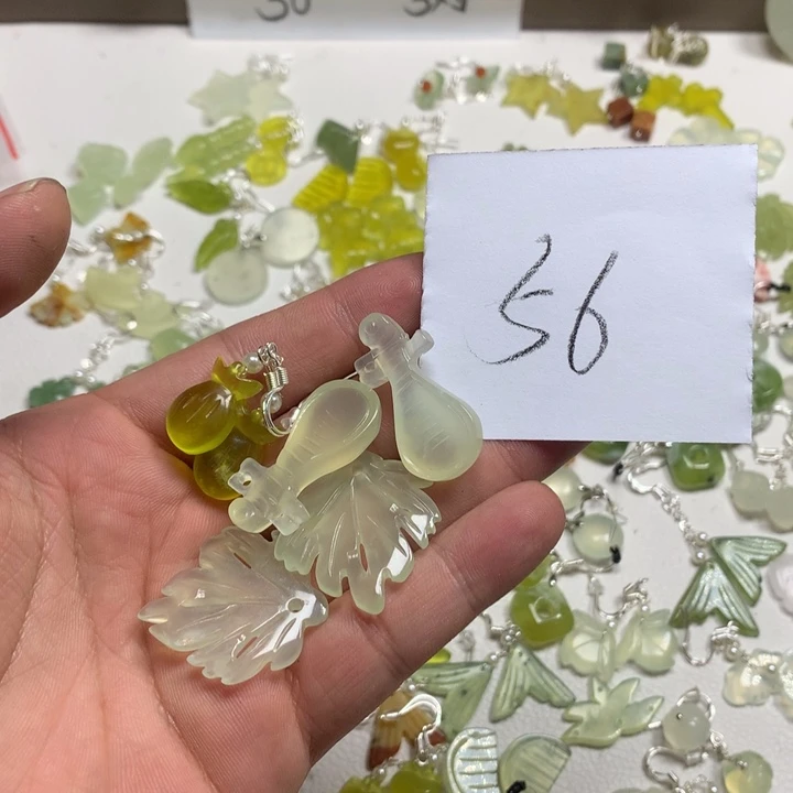 蛇纹石玉合金耳钉S****Ꮤ