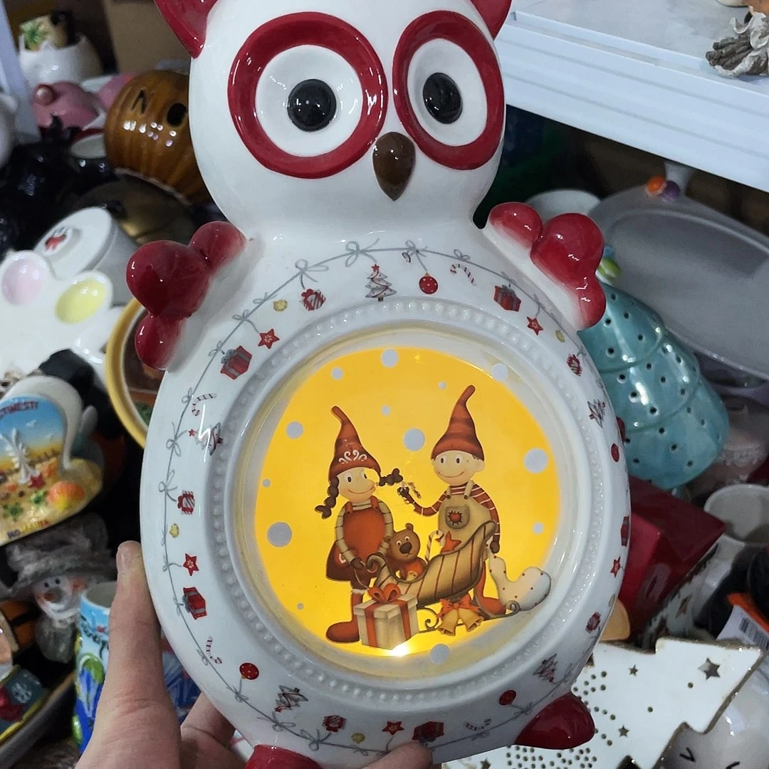 摆件   封釉。  瑕疵。