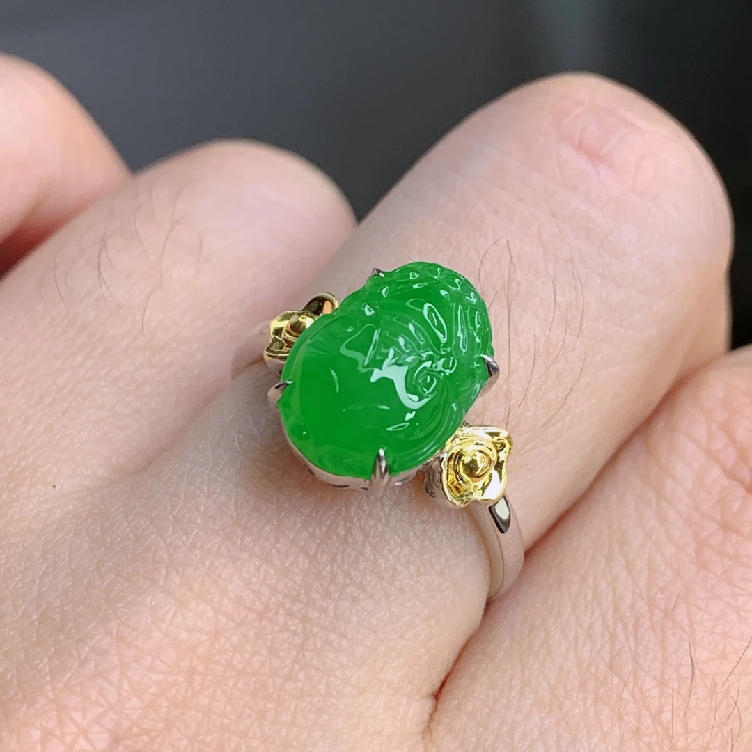 天然缅甸A货翡翠冰种阳绿貔貅镶嵌18K金女款精美气质时尚戒指01