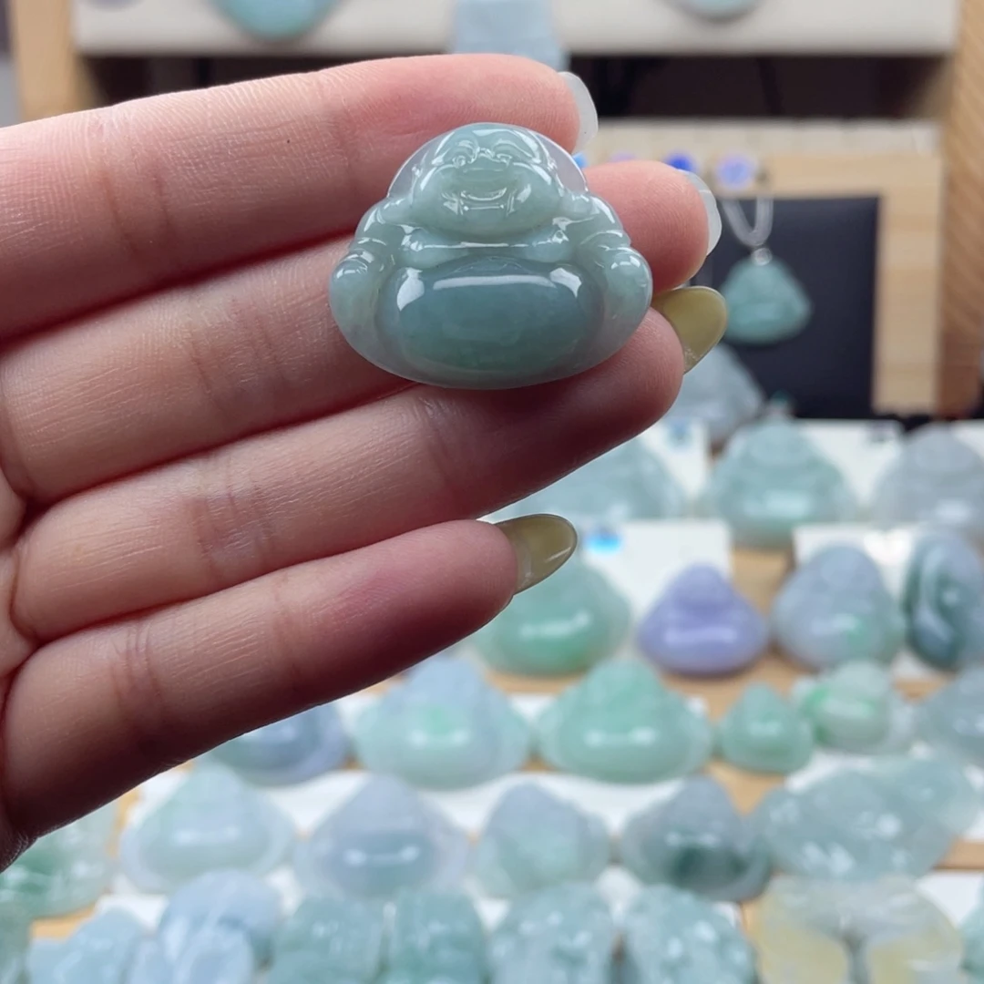 颈饰未镶嵌翡翠小佛公