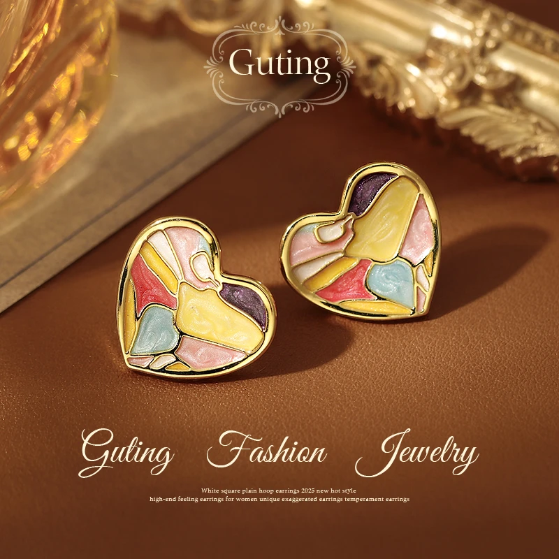 铜合金耳饰 20928彩色晕染爱心耳钉女设计感小众气质耳环新款耳饰