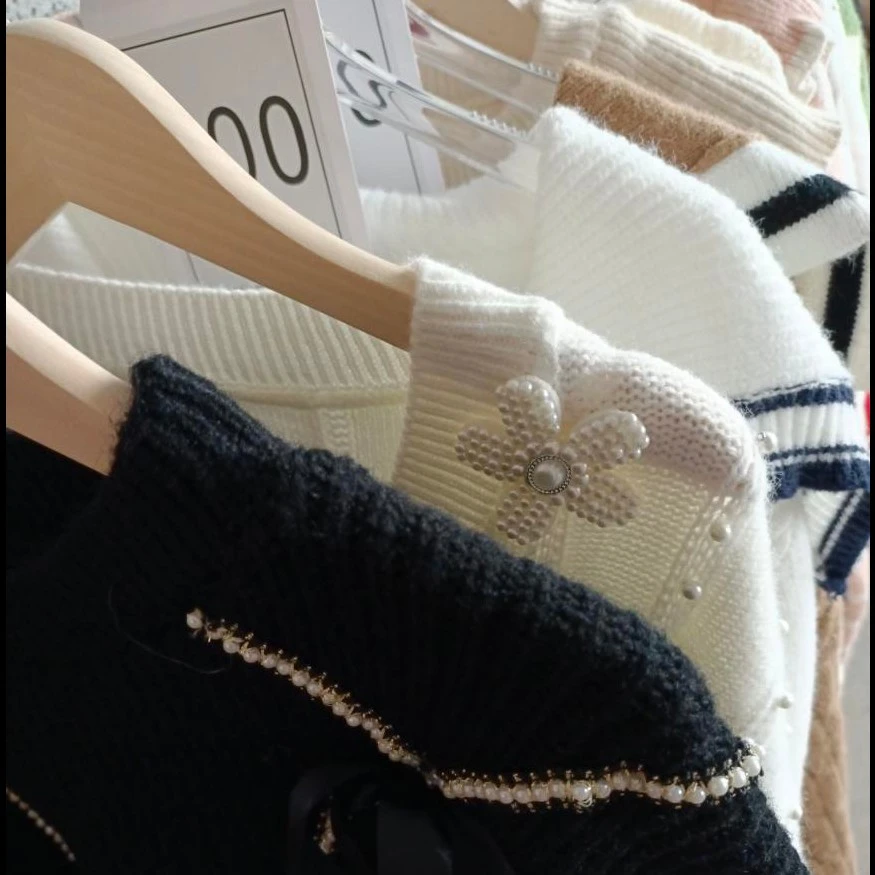 新款秋冬精品毛衣女装