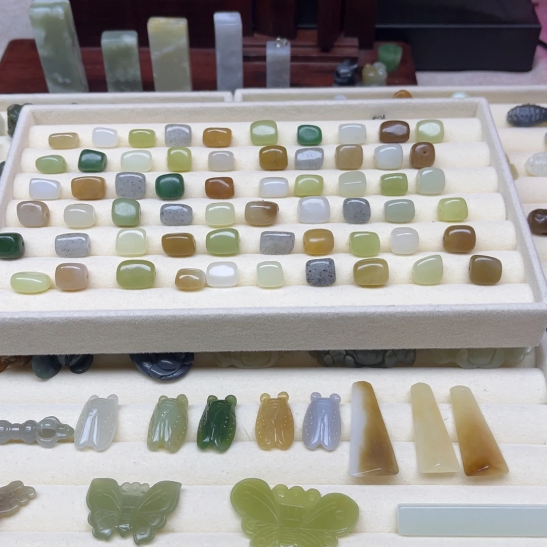 和田玉未镶嵌珠宝半成品