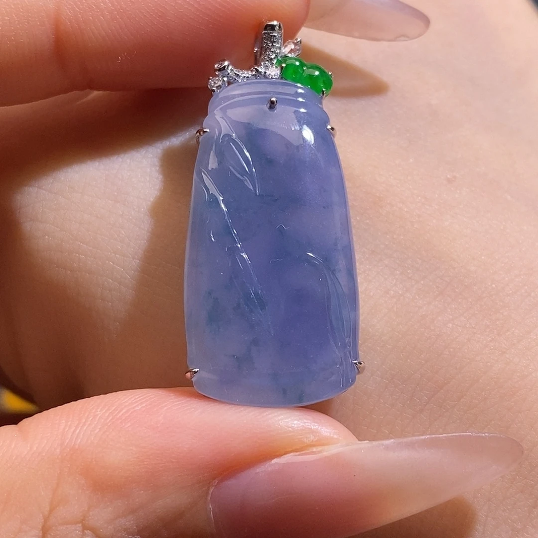 翡翠未镶嵌颈饰竹节