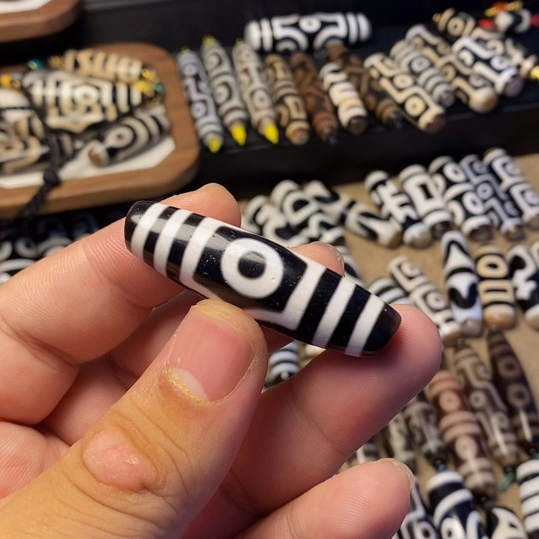 玛瑙/玉髓颈饰未镶嵌江*←