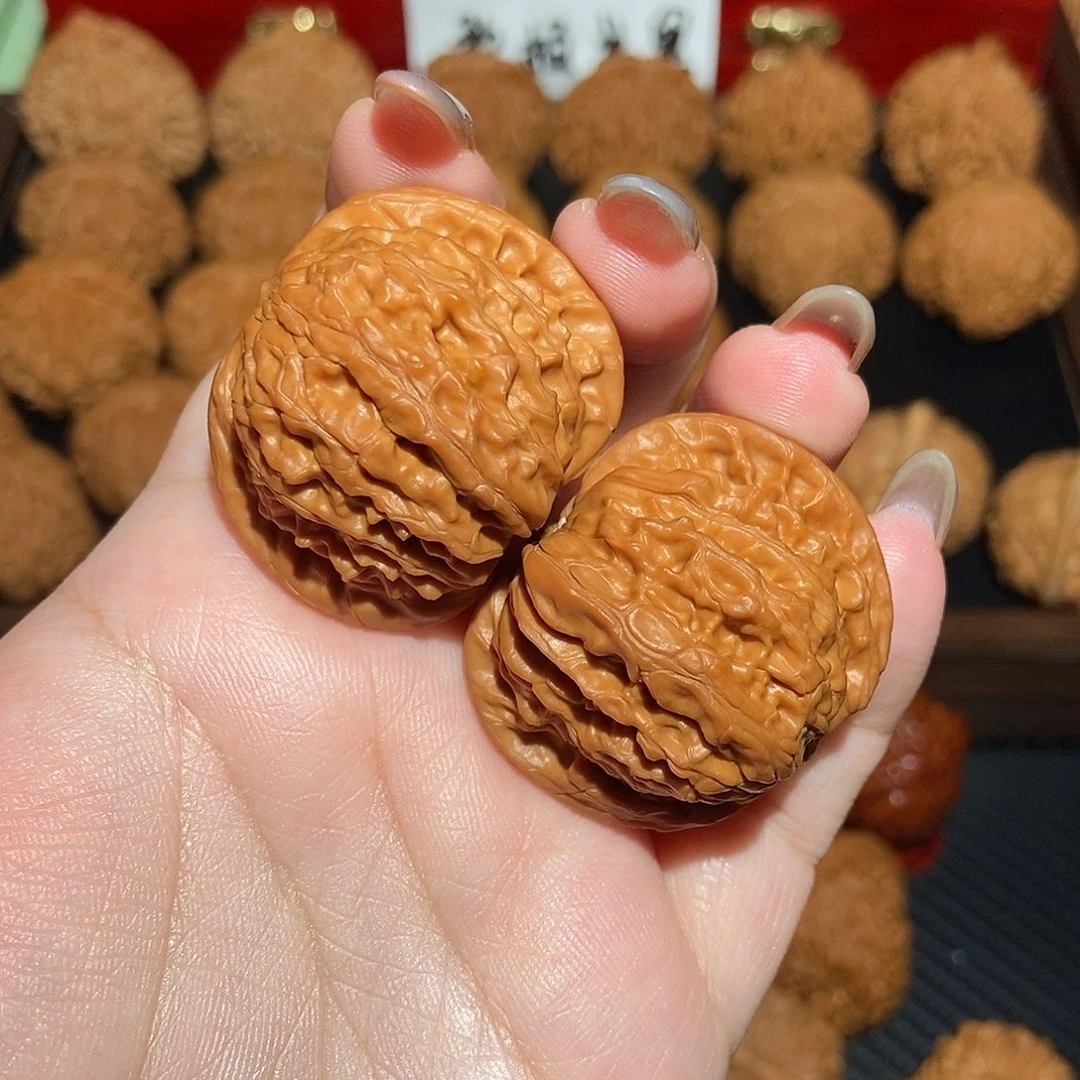 文玩核桃吊坠磨盘