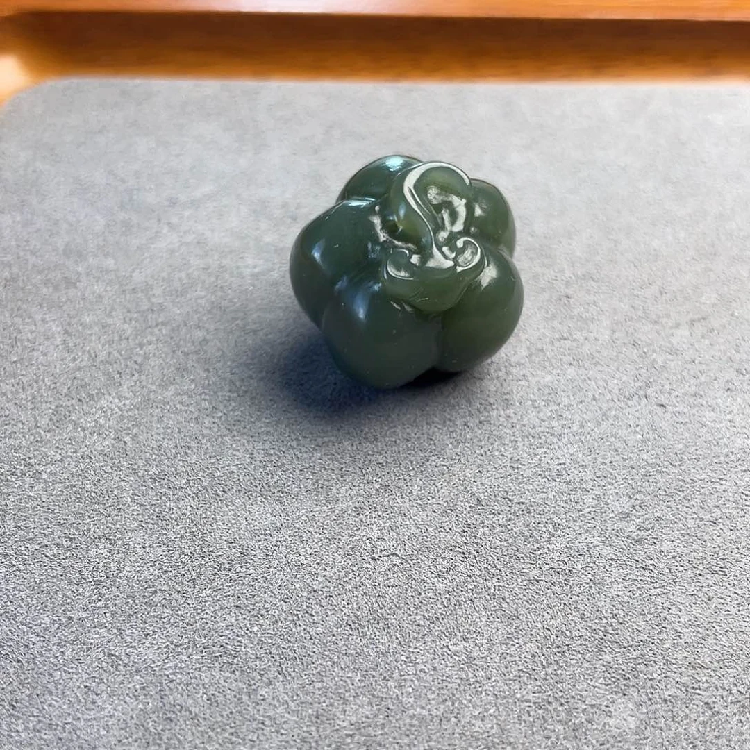 和田玉未镶嵌吊坠(不含链)