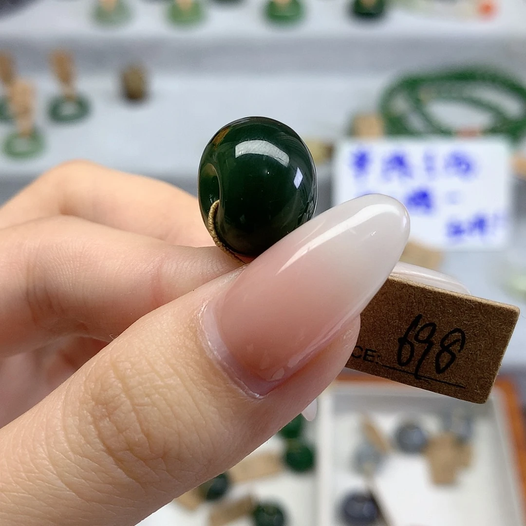 手串未镶嵌和田玉