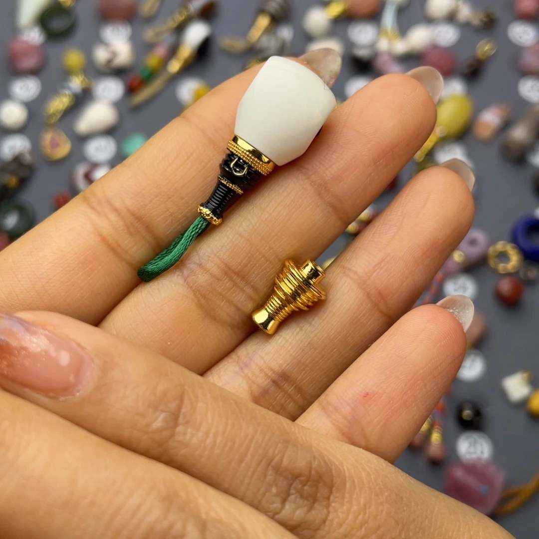 刘***森玛瑙/玉髓合金配饰