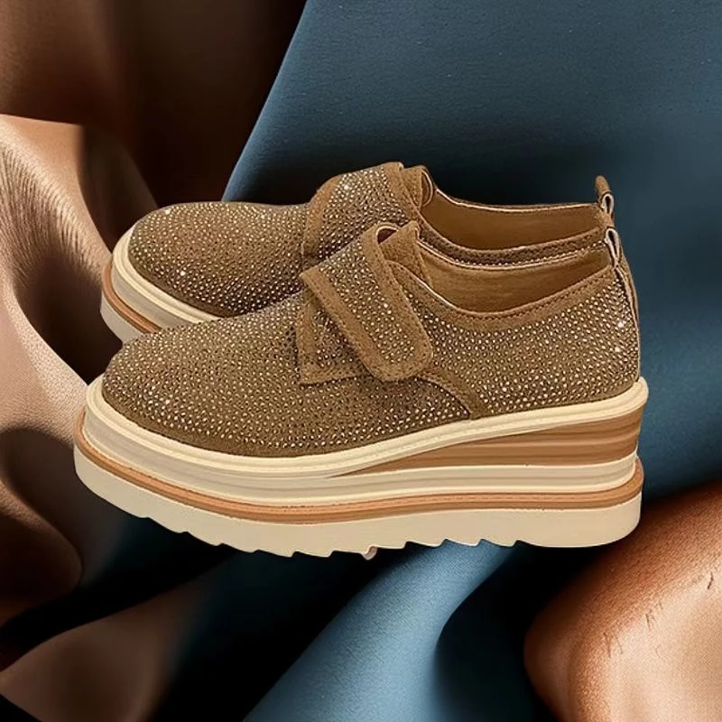 2025春季新款坡跟尖头休闲鞋厚底百搭时尚烫钻软底乐福女鞋韩版