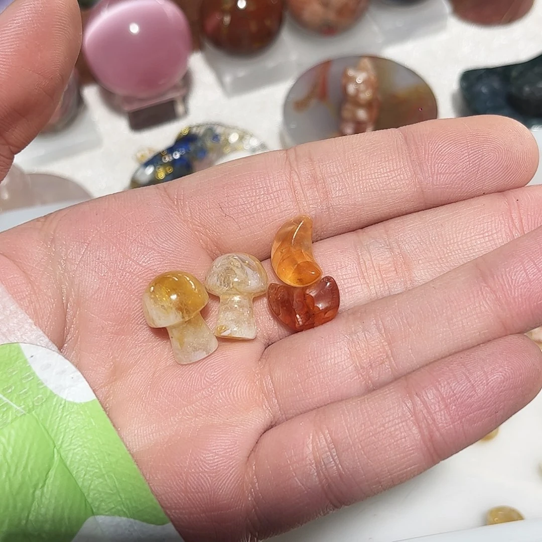 水晶天然水晶微瑕未镶嵌多***?