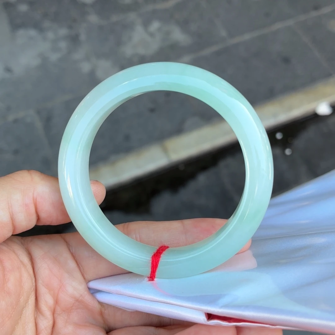 翡翠未镶嵌手镯天然缅甸翡翠手镯