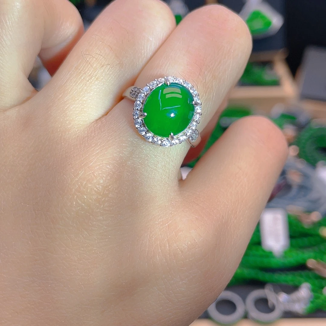 翡翠手链未镶嵌一****生蛋面戒指