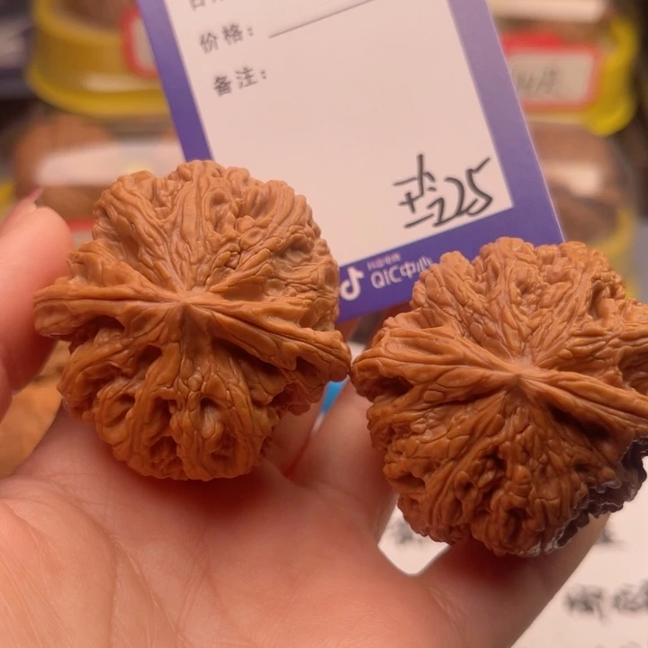 文玩核桃吊坠F****y文玩核桃把件25