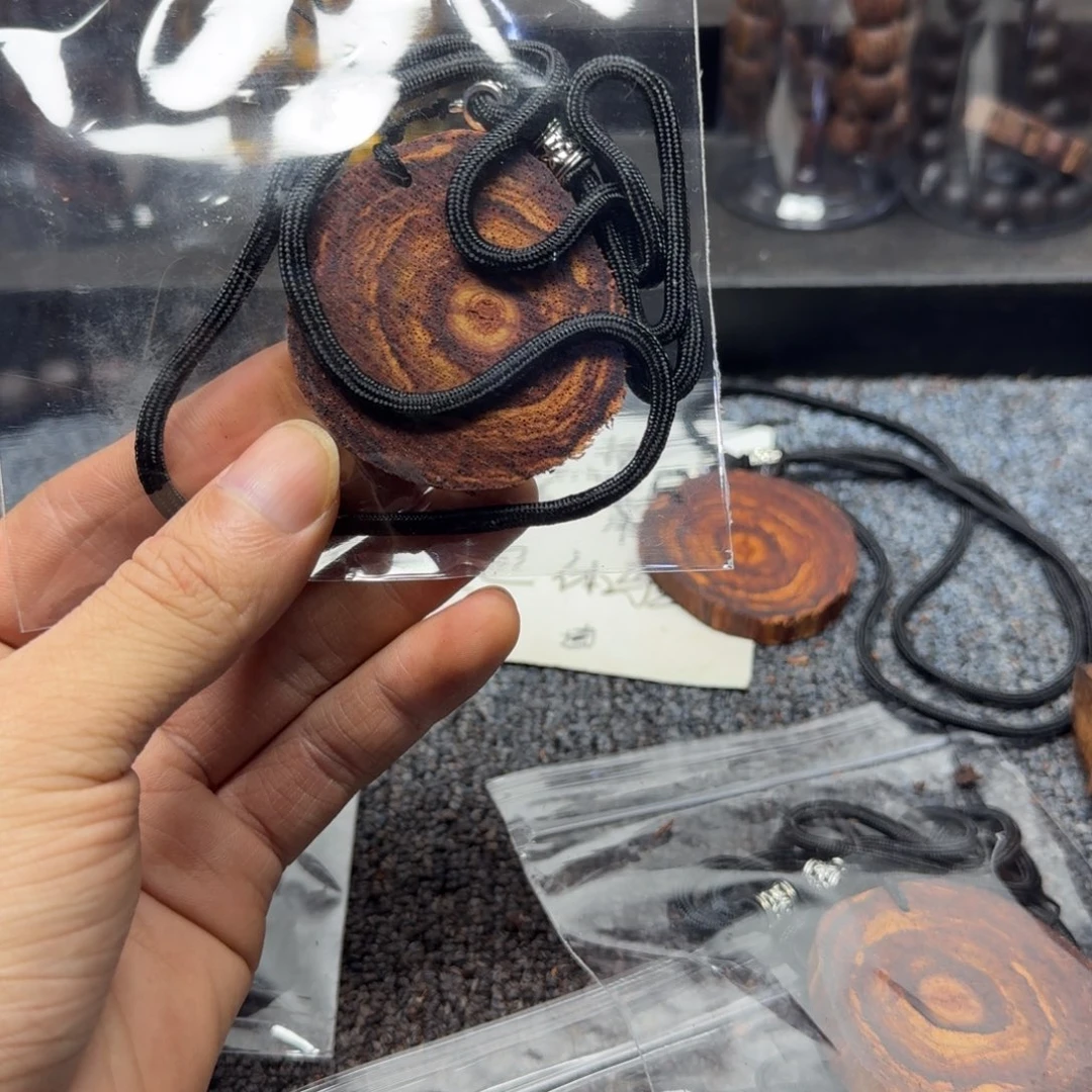 藤类01降真香随行牌子