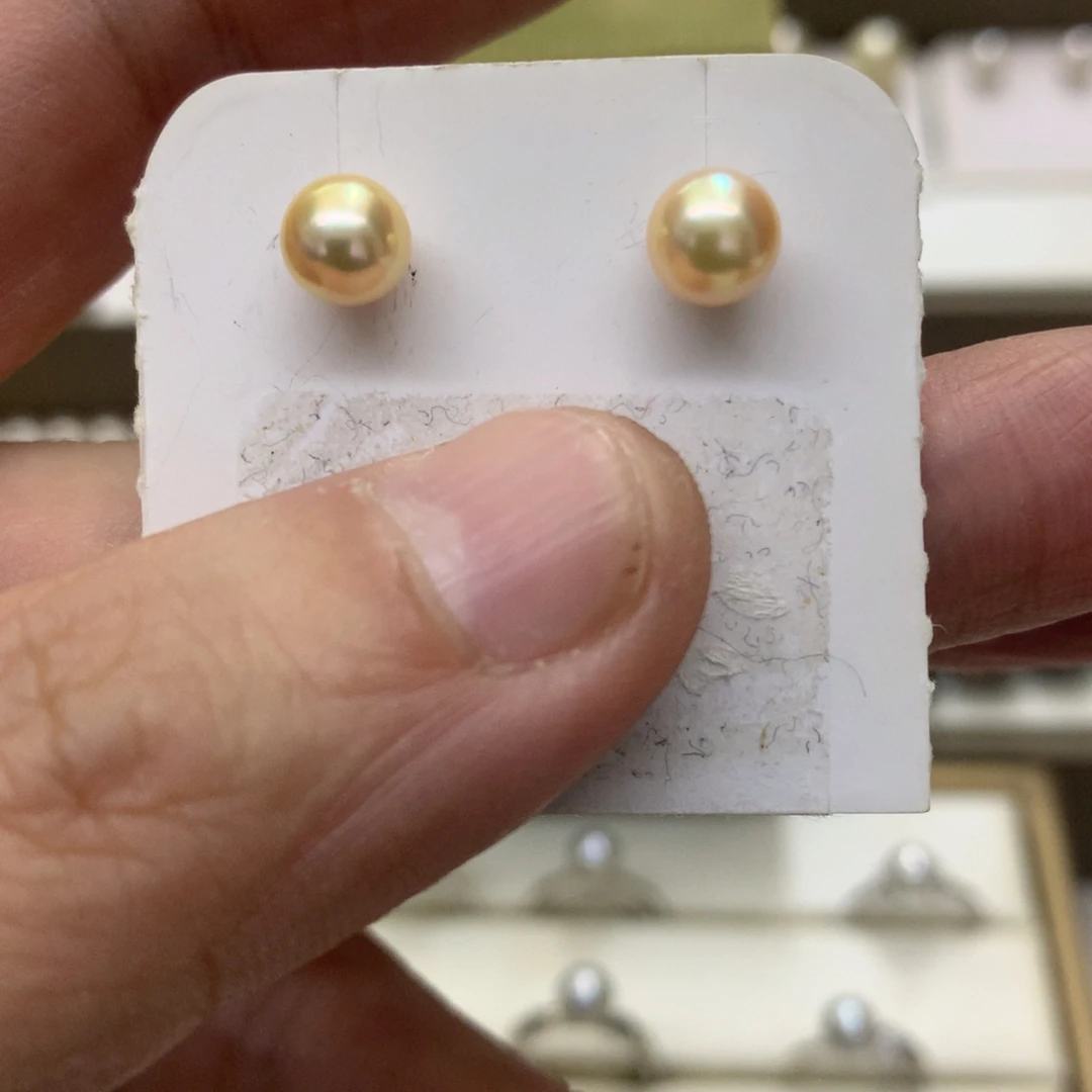 海水珍珠耳饰18K金镶嵌6-6.5羽皇金素钉