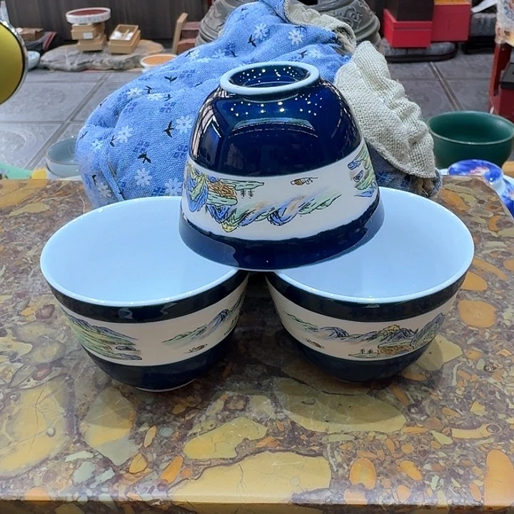 品茗杯三个一组。。。瓷