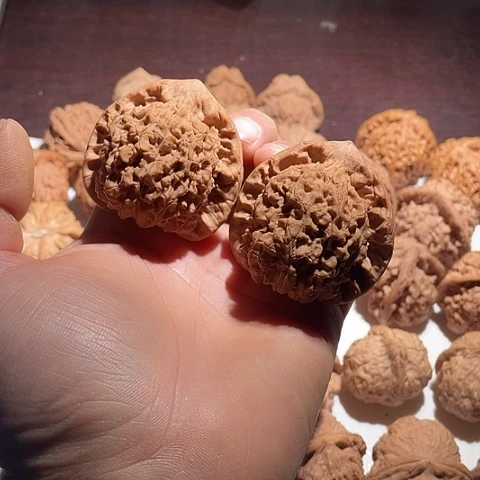 文玩核桃把件龙鼎官帽