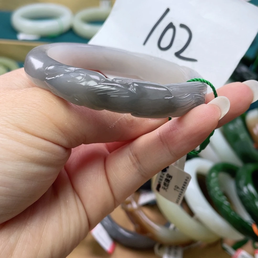 未镶嵌手镯和田玉圈口57