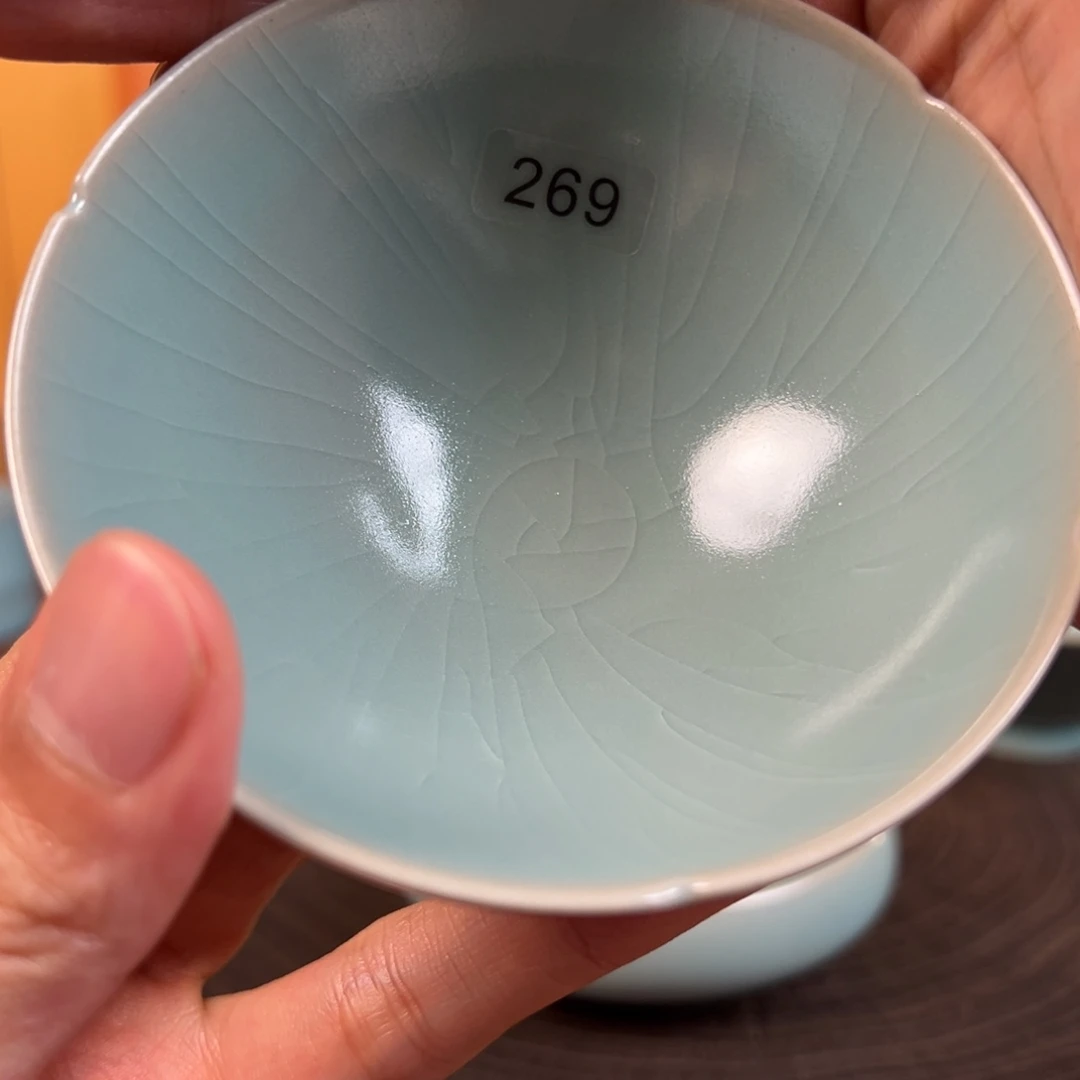 杯s****g仿古葵口鸡心盏主人杯