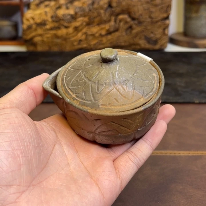 陶备前烧作品松田华山，有冲线