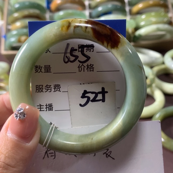 蛇纹石玉未镶嵌手镯655