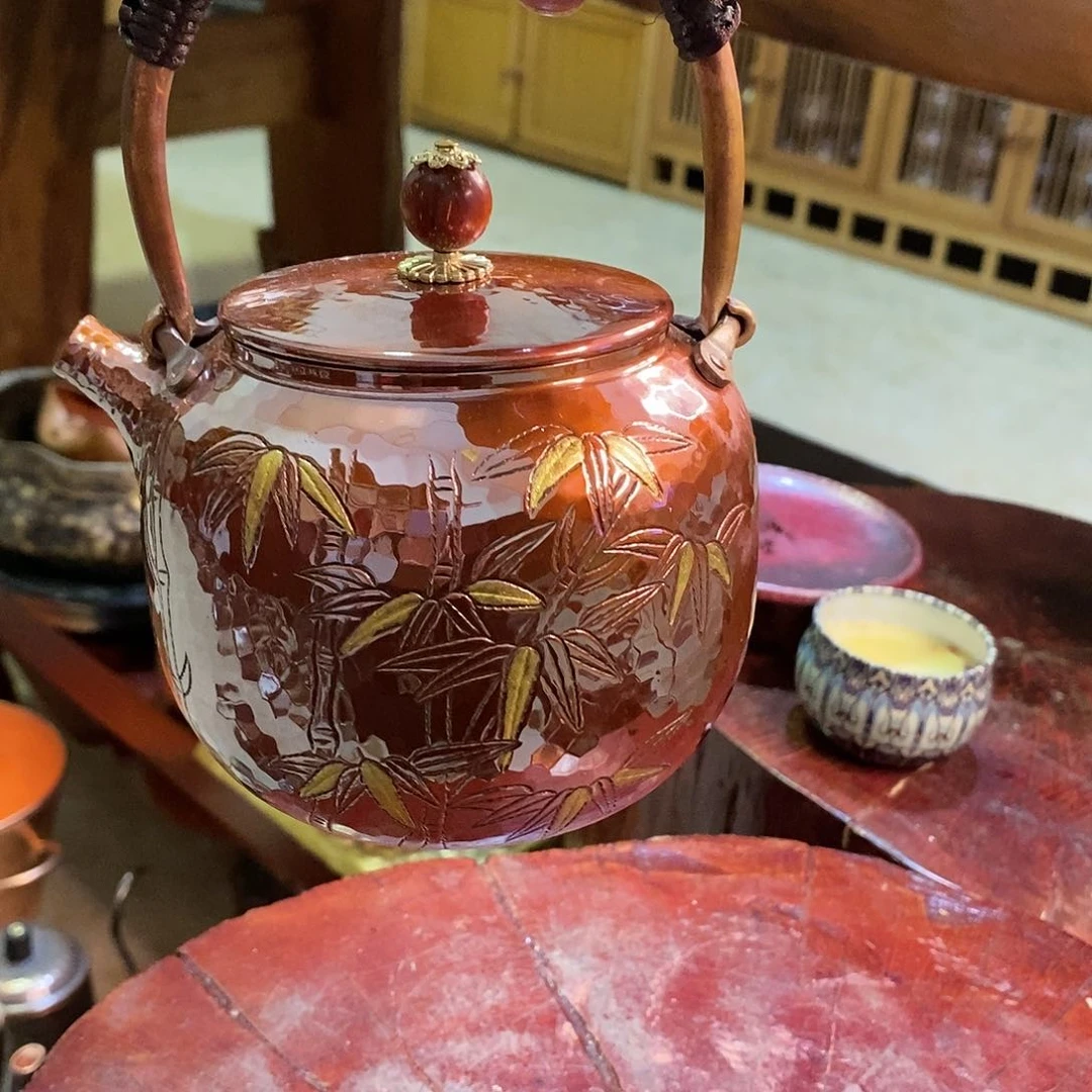 竹子錾刻壶500 手工锻打工艺