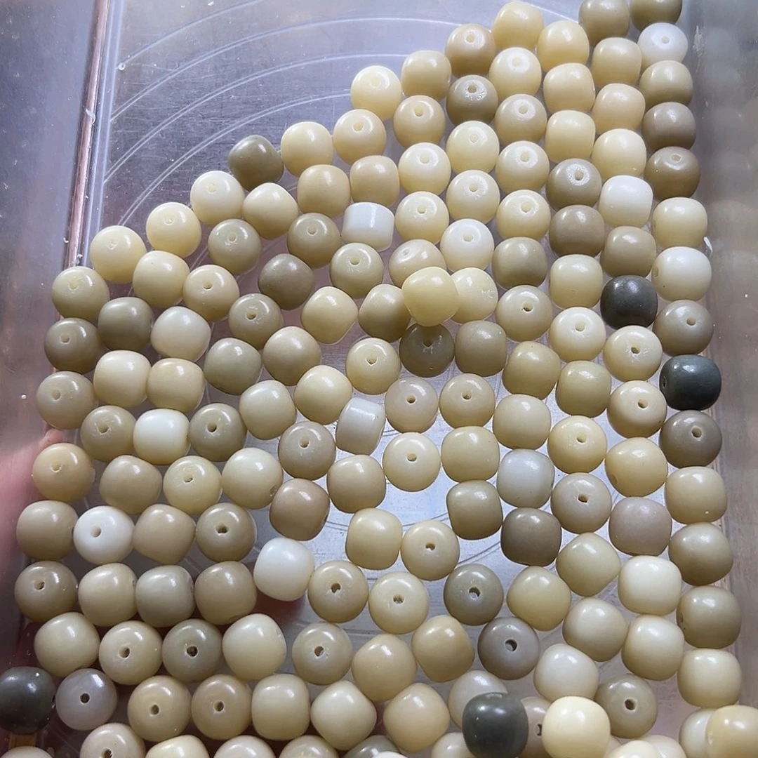 白玉菩提吊坠盛*娄底黄