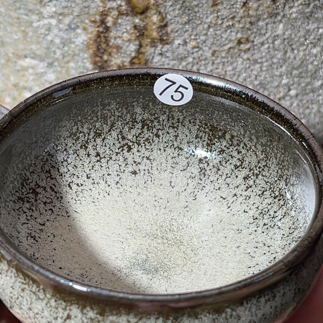 茶盏义兴龙窑坚持真柴烧