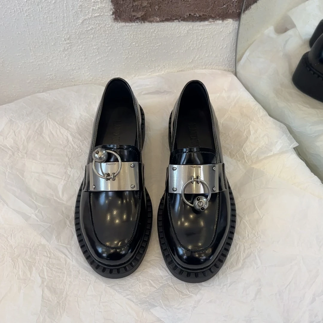 【王二今】牛皮/4CM/厚底增高松糕底酷飒金属扣小皮鞋一脚蹬乐福鞋