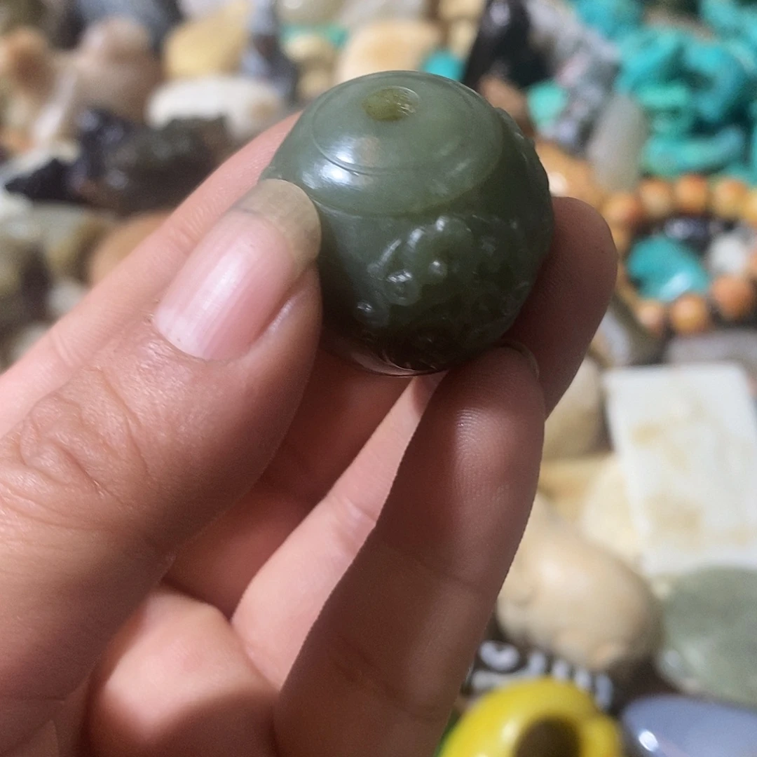 和田玉（糖玉）未镶嵌挂件