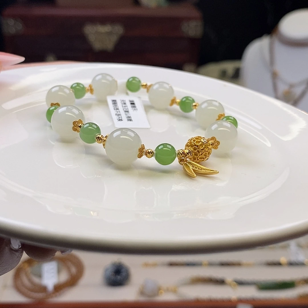 和田玉未镶嵌手链