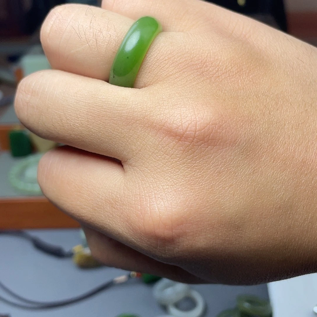 和田玉未镶嵌颈饰18 19