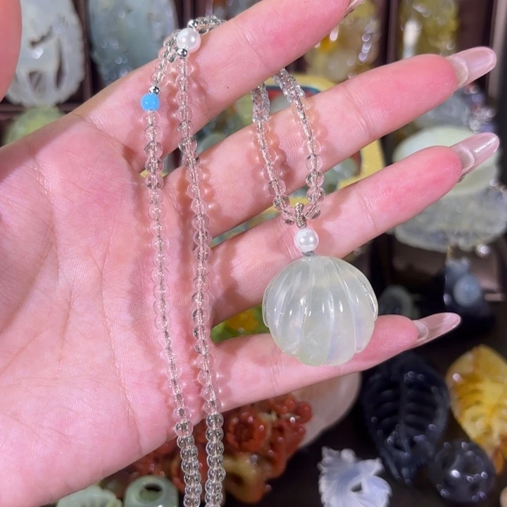 蛇纹石玉合金颈饰D****?
