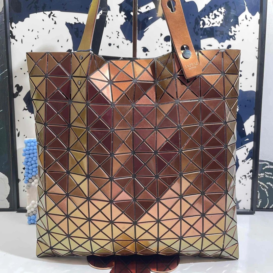 95新  小野专属/95新/三宅一生/单肩包/DJ8730