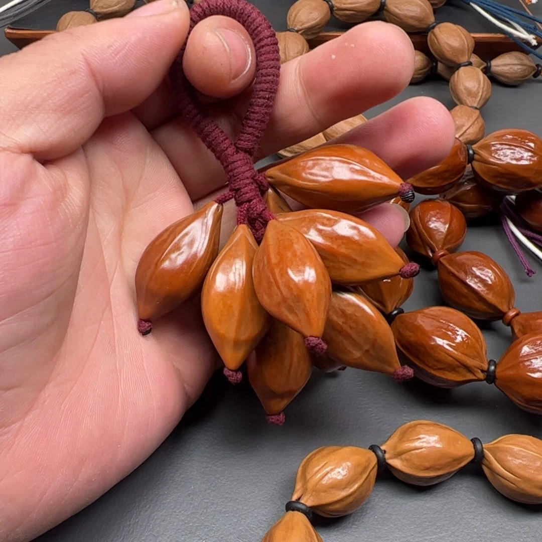 梅林红核抛光葡萄串