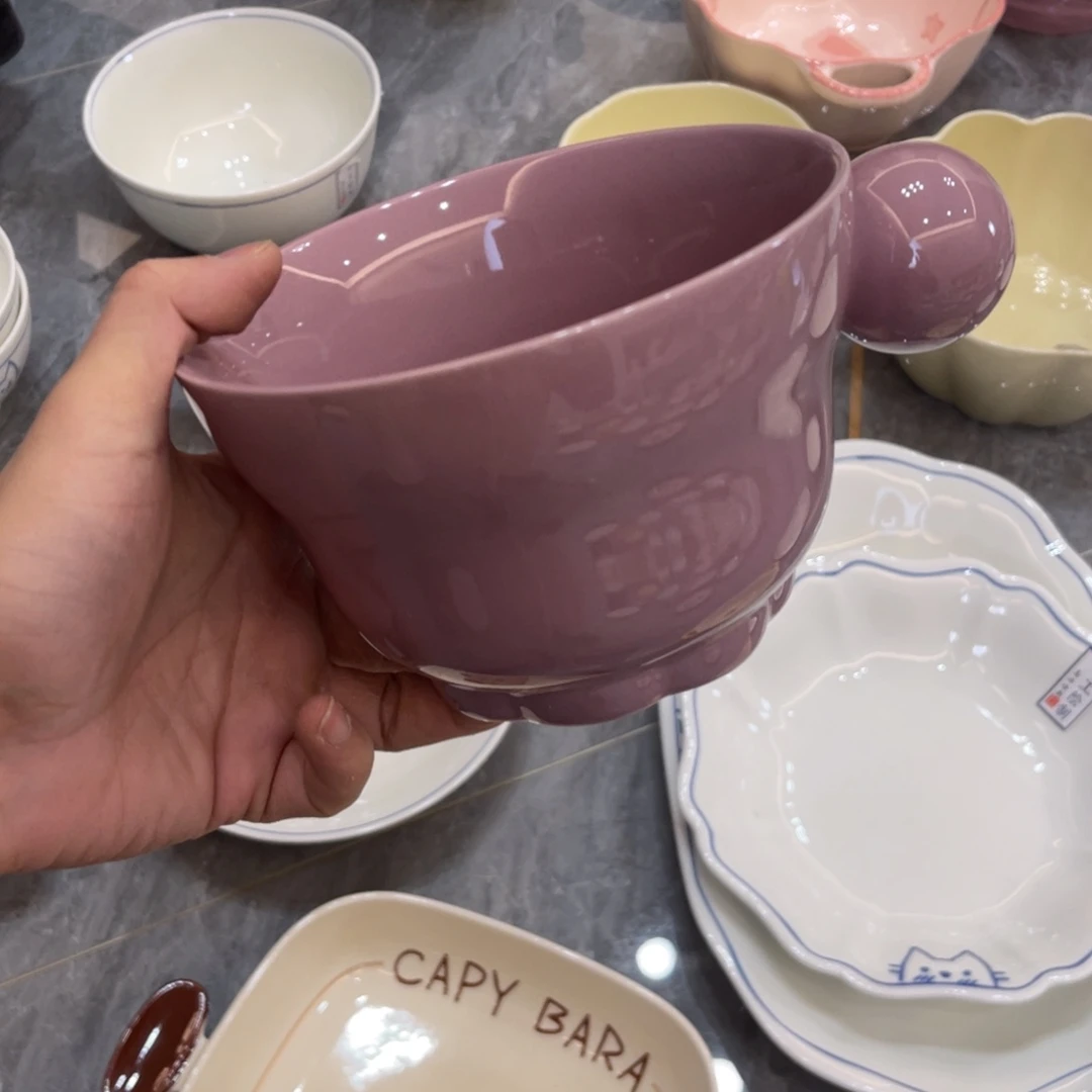 陶瓷微瑕餐具介意勿拍，满18飞！